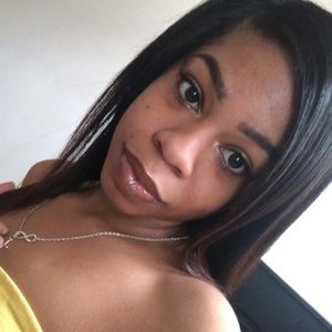 Meet your Posher, Imani